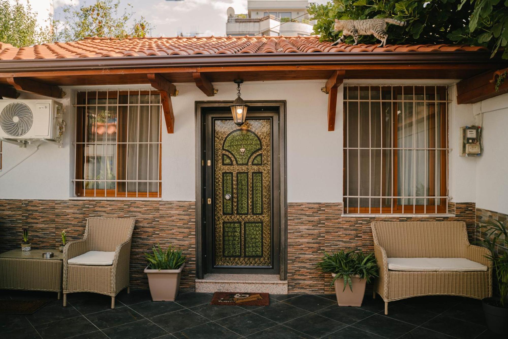 Peaceful Villa In New Bazaar Τίρανα Εξωτερικό φωτογραφία